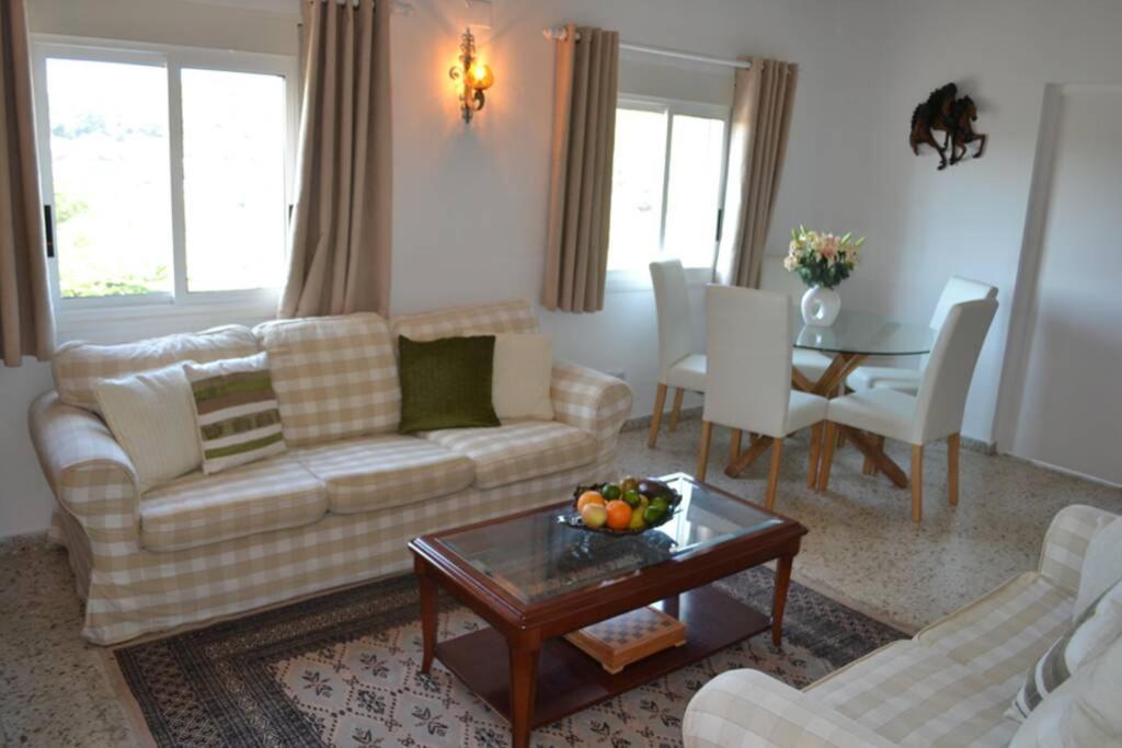 Fabulous Refurbished Apartment Above Private Villa Benissa Exterior foto