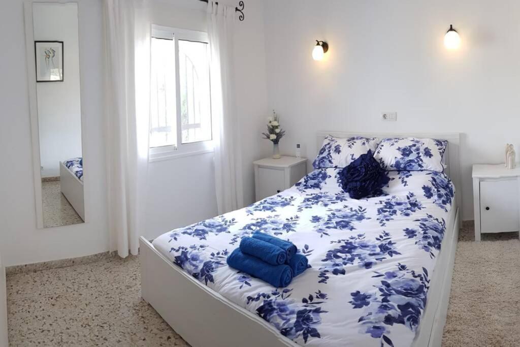 Fabulous Refurbished Apartment Above Private Villa Benissa Exterior foto
